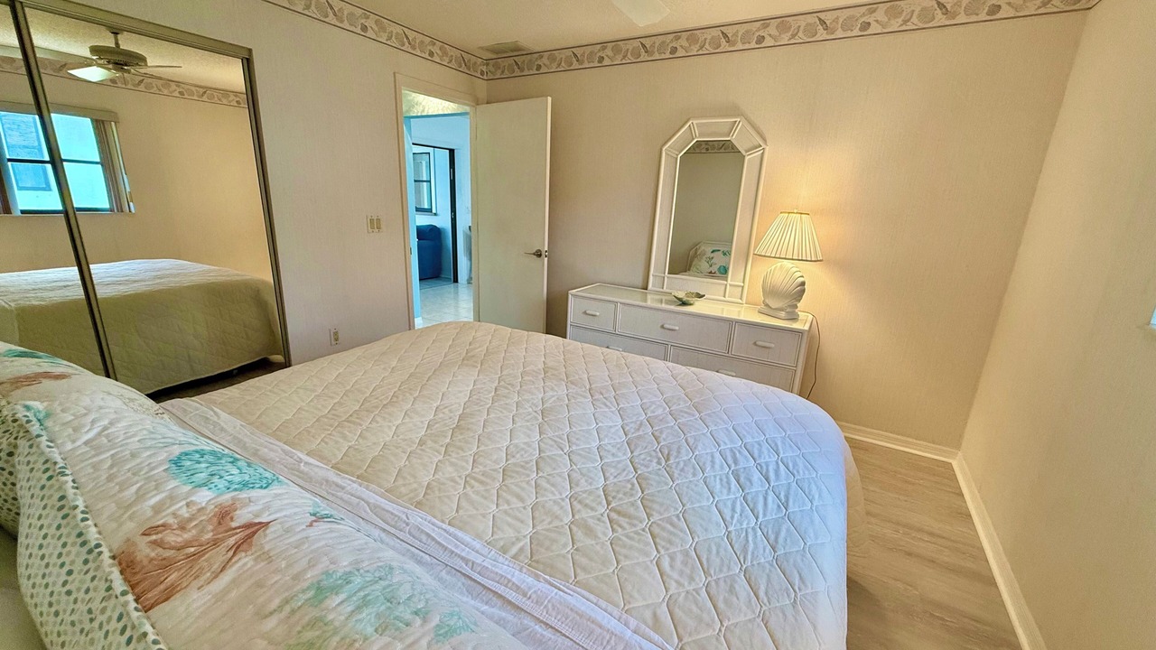 Photo of Bedroom in Gulf Cove
