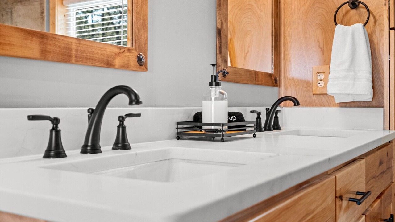 Photo of Bathroom in Cedar Bluff