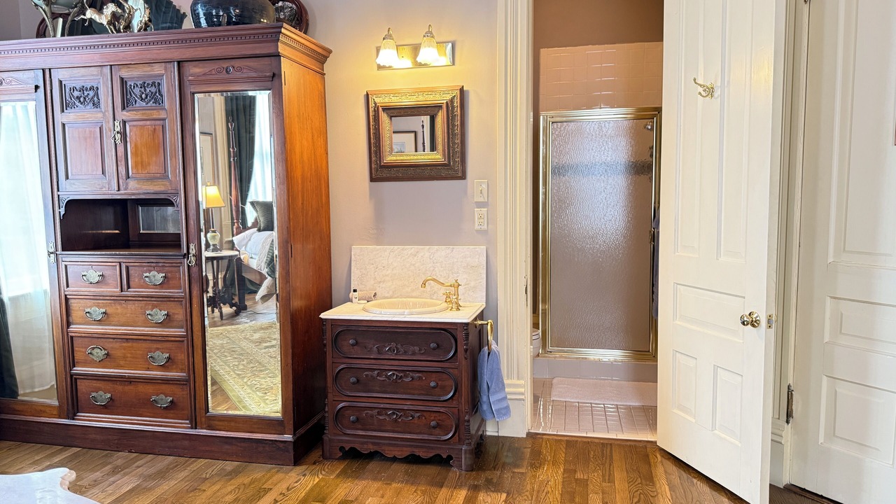 Photo of Bathroom in East of Broadway