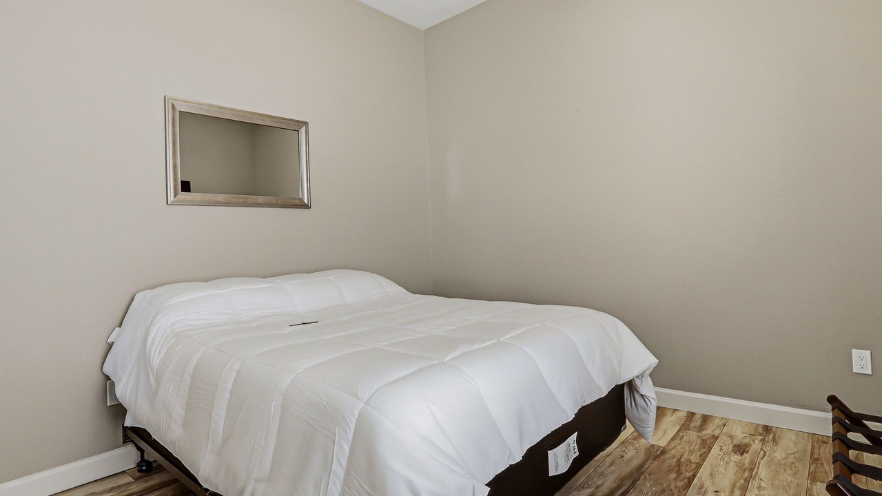 Photo of Bedroom in Sunset