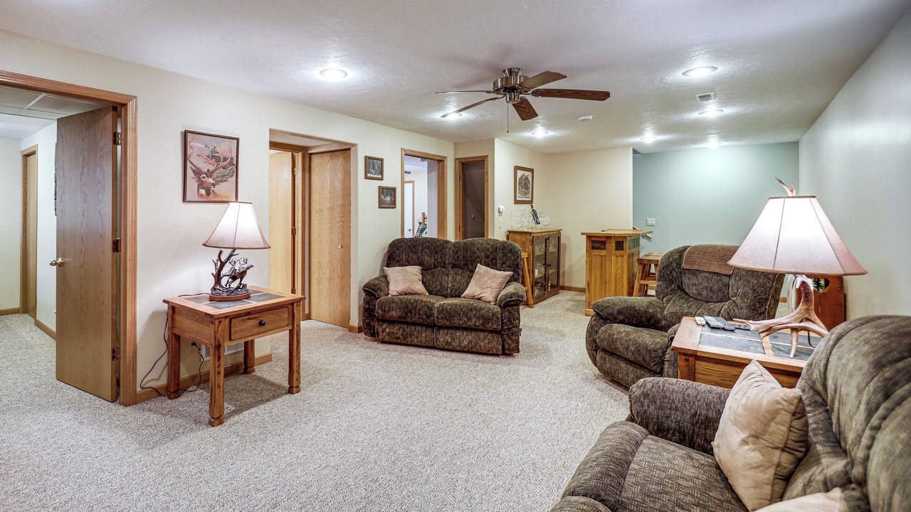Photo of Livingroom in Loup County