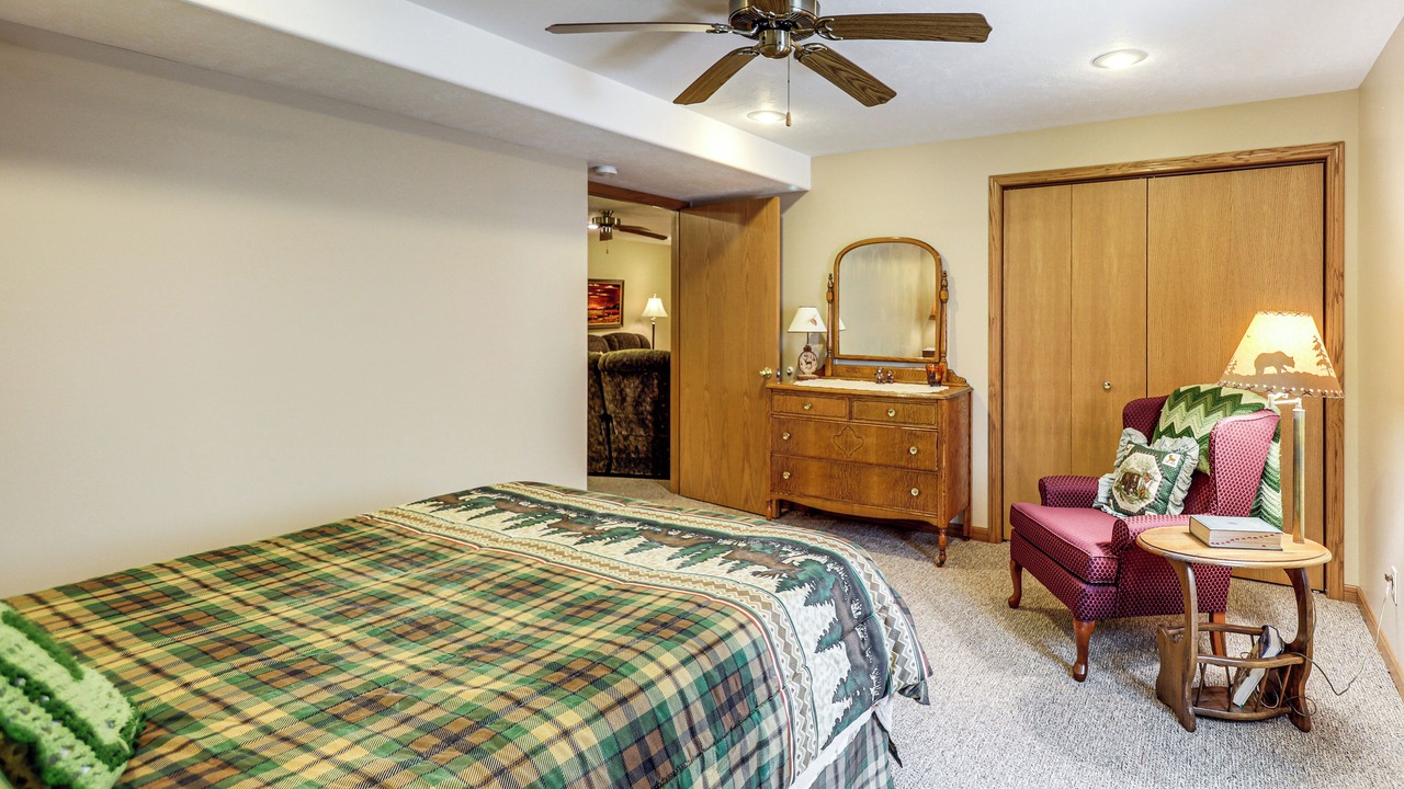 Photo of Bedroom in Loup County