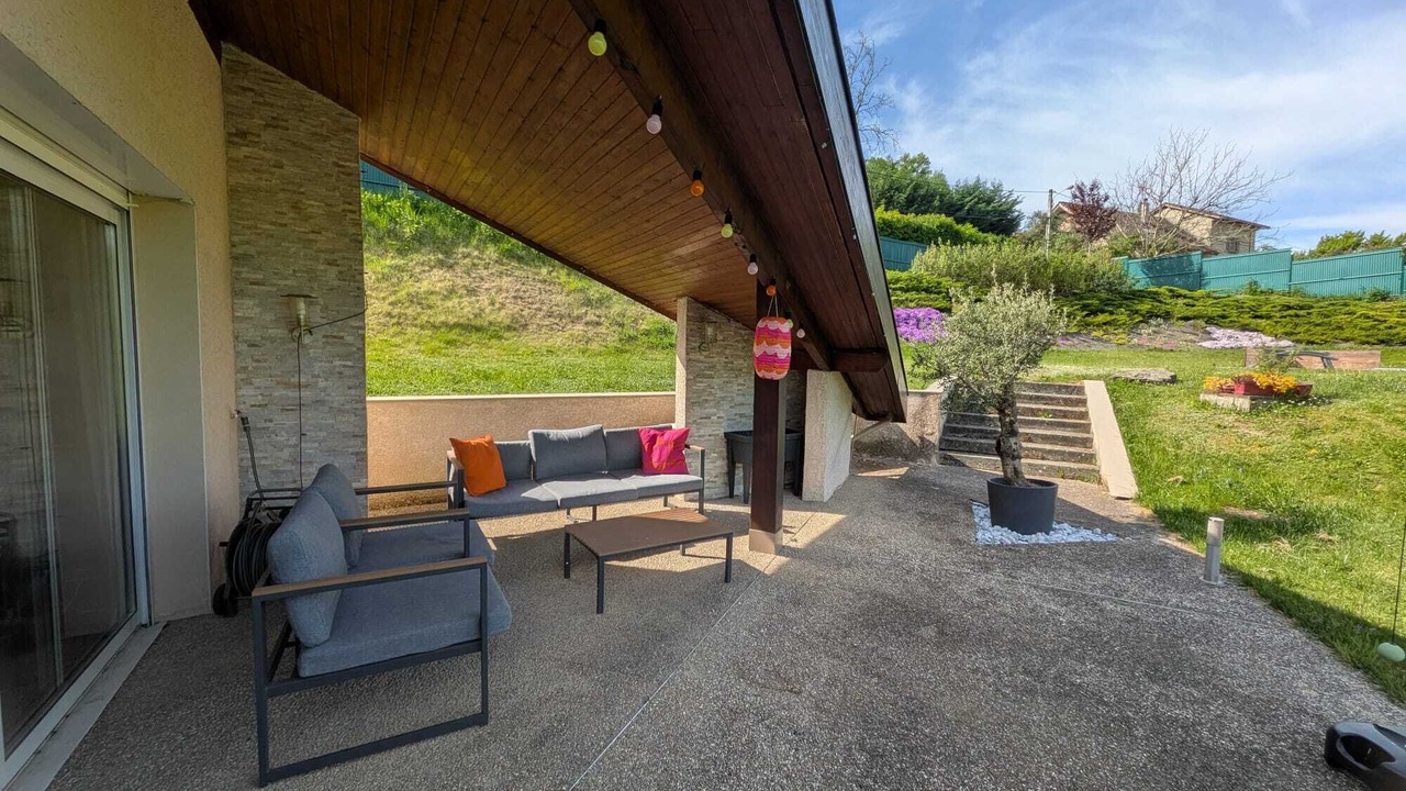 Photo of Patio Balcony in Brie-et-Angonnes