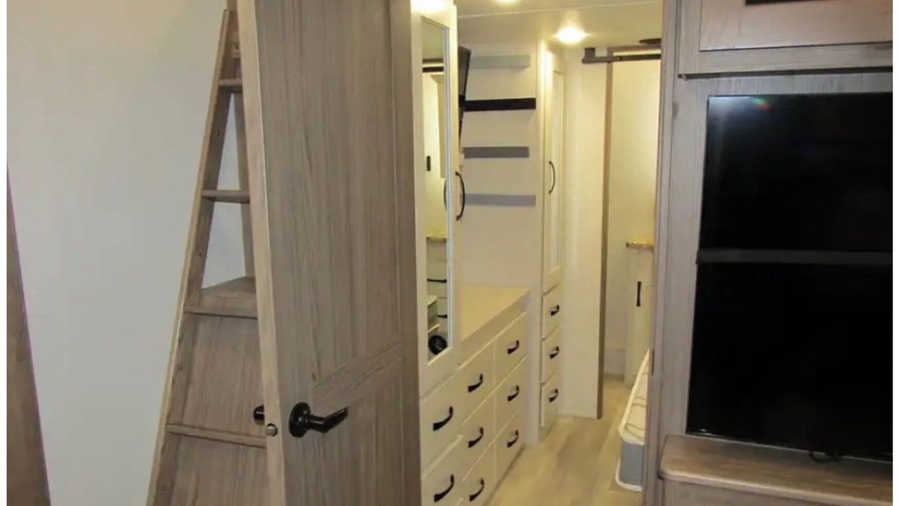 Photo of Bathroom in Wildwood Lake