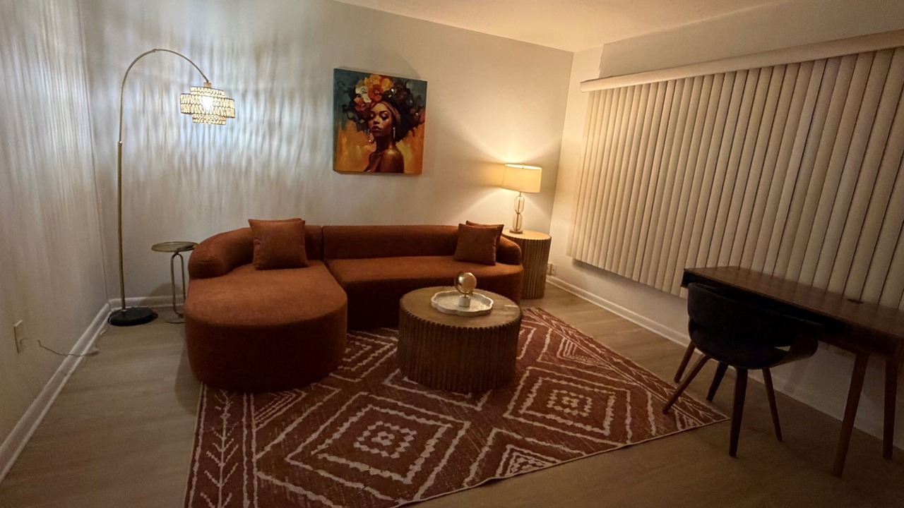 Photo of Livingroom in South Eola