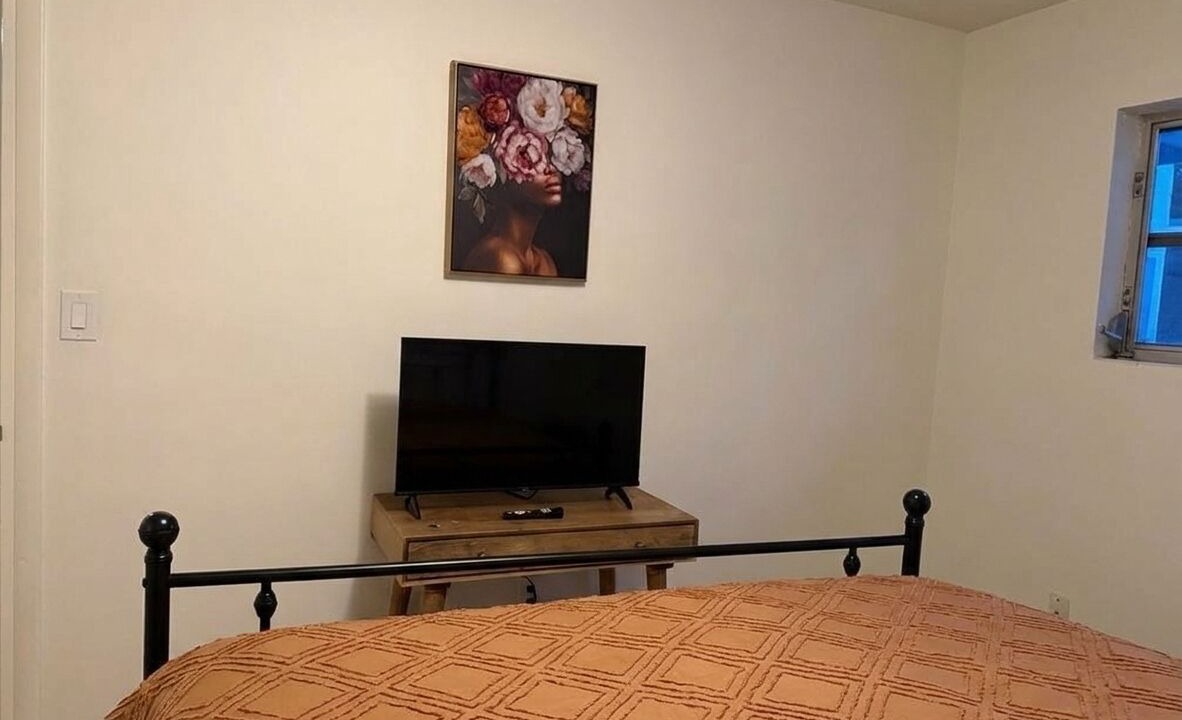 Photo of Bedroom in South Eola