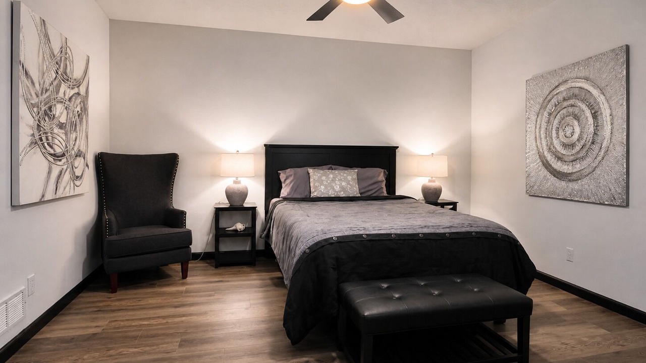 Photo of Bedroom in Leawood