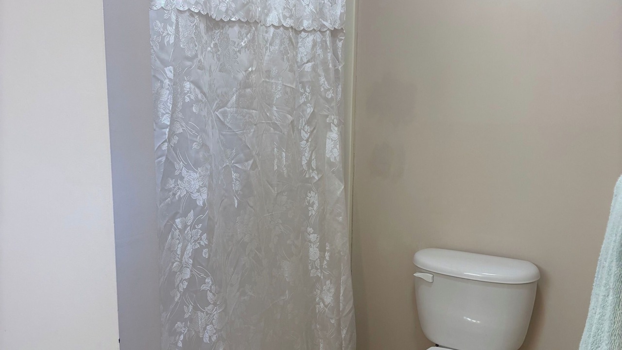 Photo of Bathroom in Parole