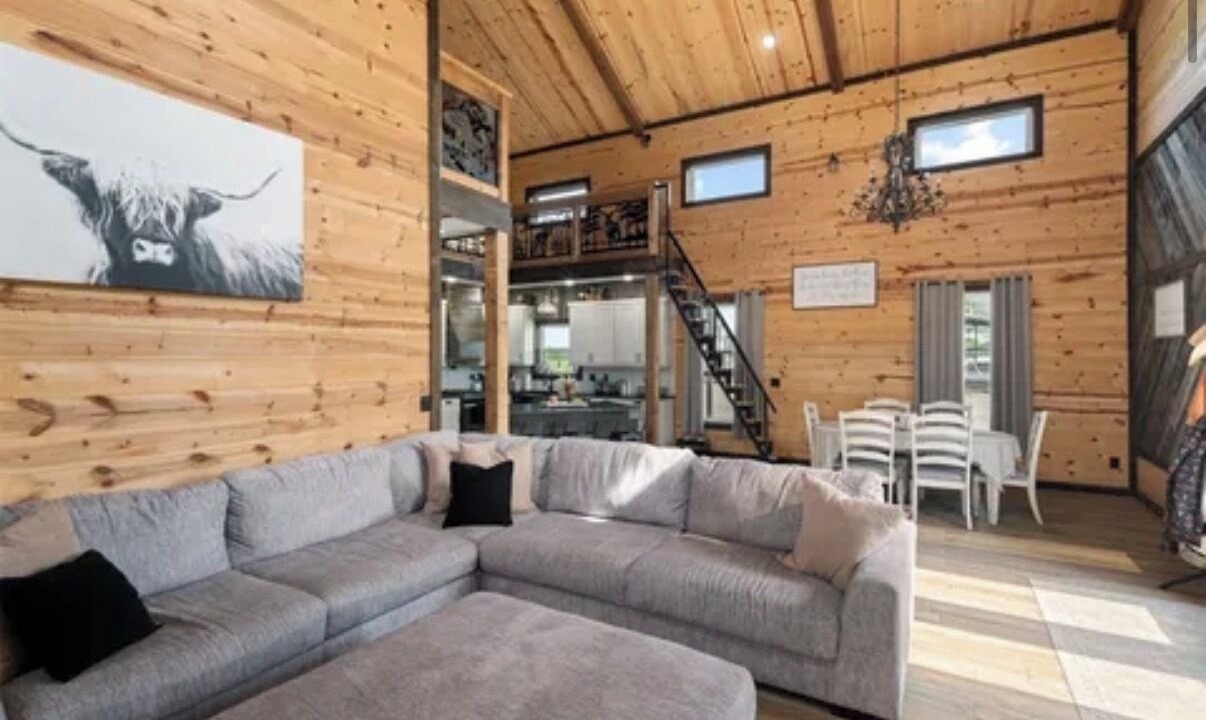 Photo of Livingroom in Celeste