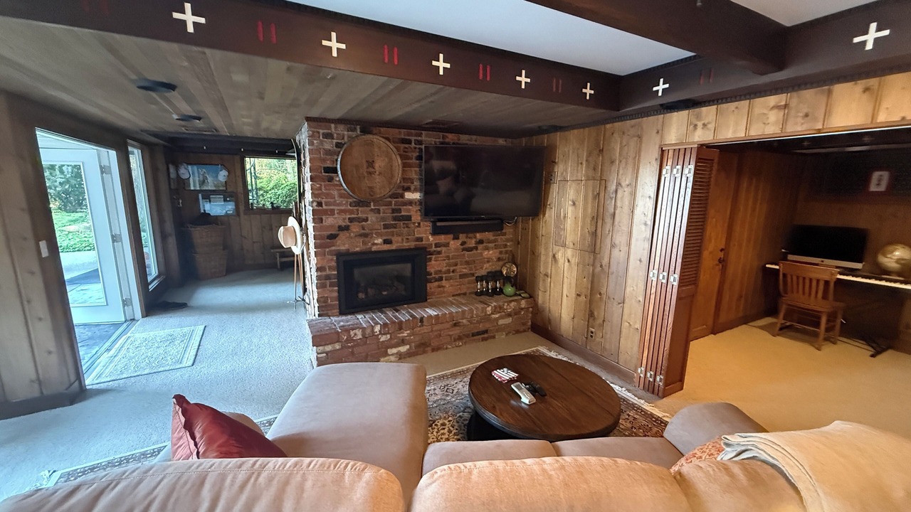 Photo of Livingroom in Covington