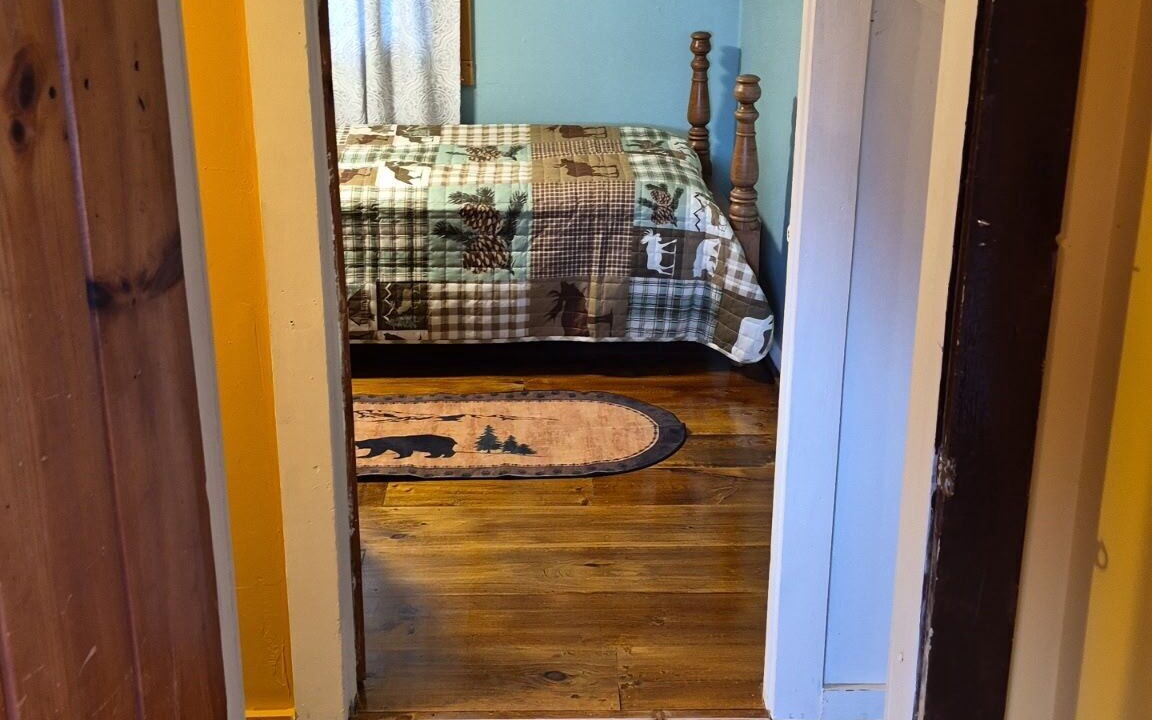 Photo of Bedroom in Indian Lake