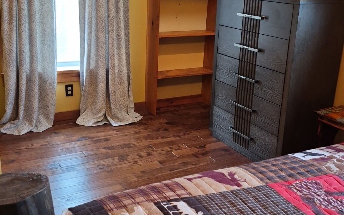 Photo of Bedroom in Indian Lake