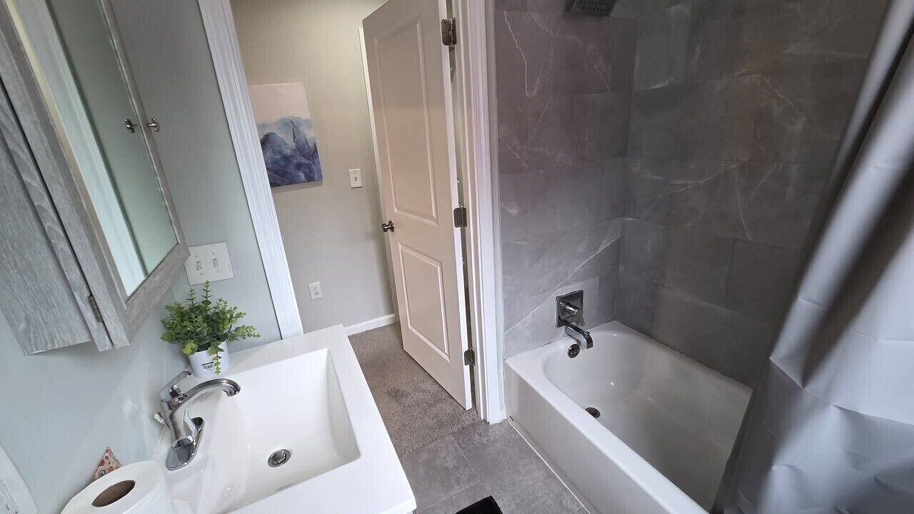 Photo of Bathroom in Tremont