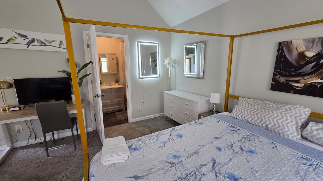 Photo of Bedroom in Tremont