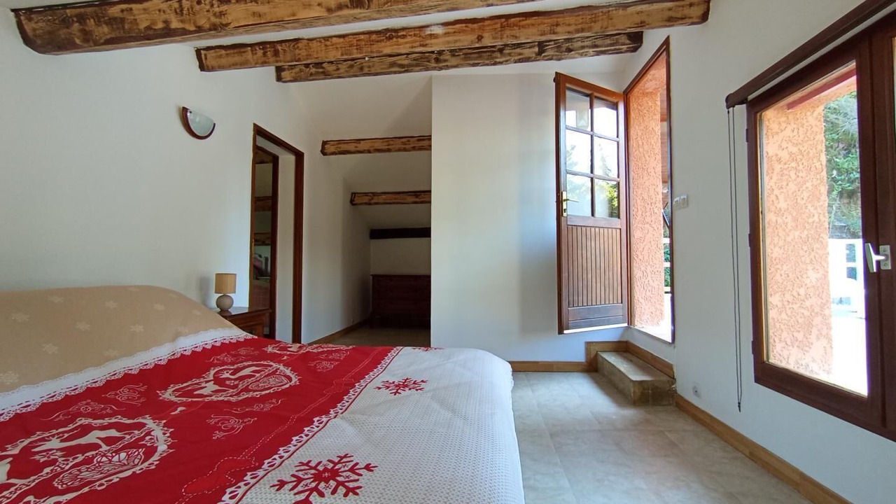 Photo of Bedroom in Saint-Etienne-Vallee-Francaise