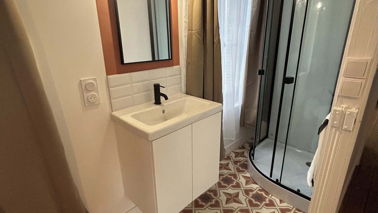 Photo of Bathroom in Tours