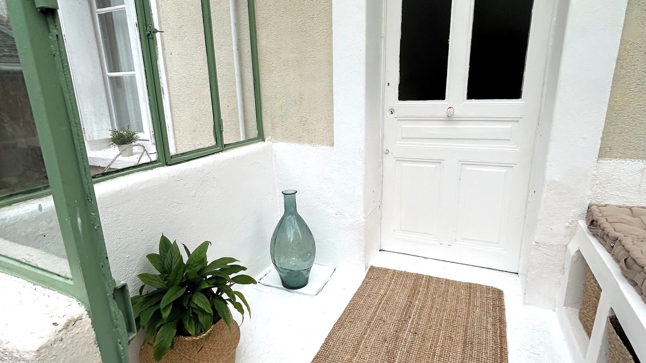 Photo of Outdoor in Tours