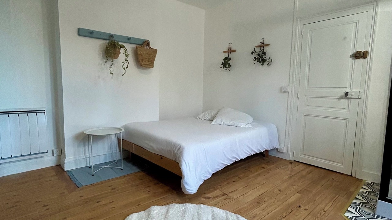 Photo of Bedroom in Tours