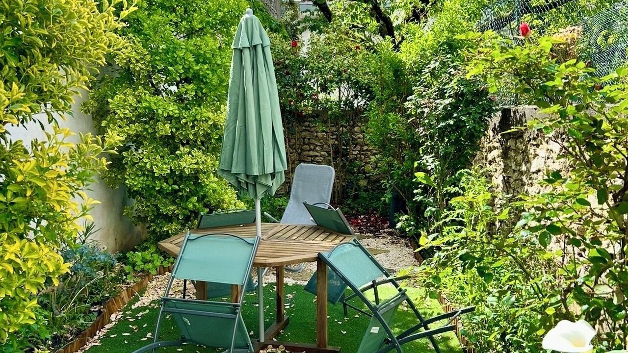 Photo of Outdoor in Tours