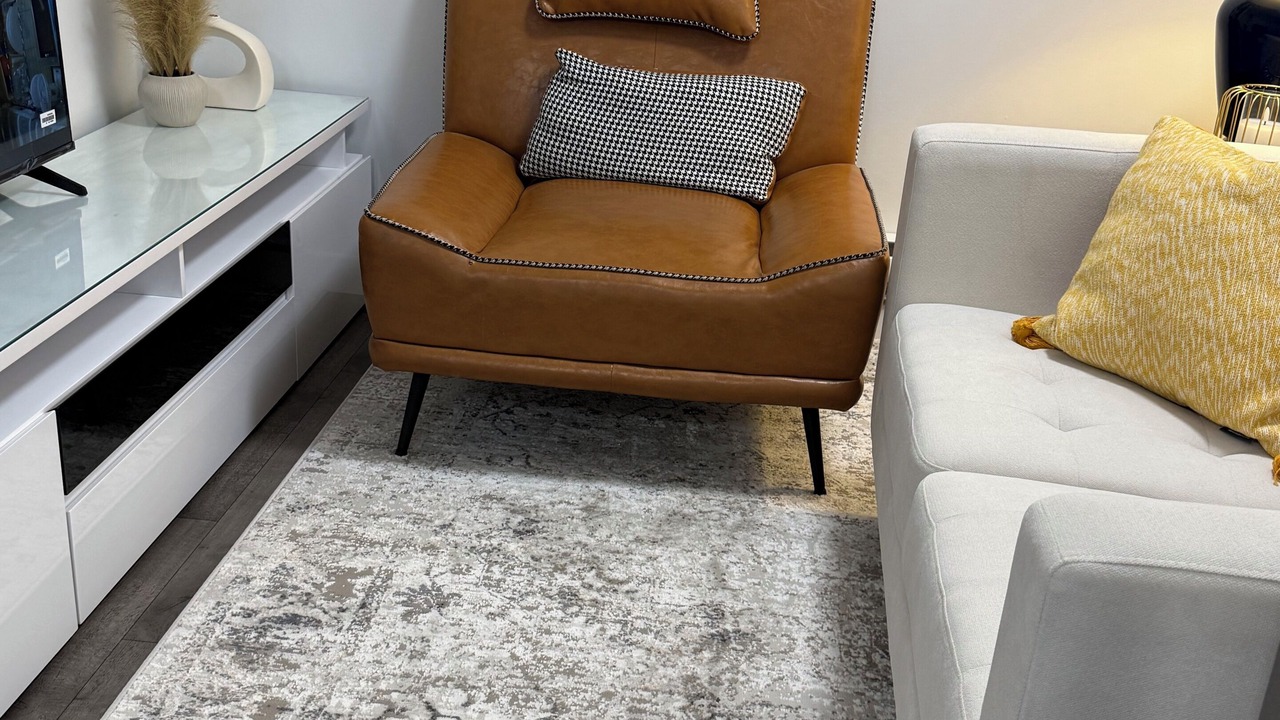 Photo of Livingroom in Regina