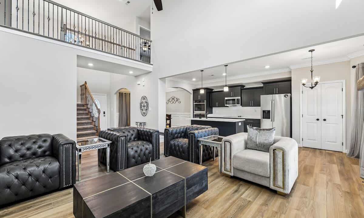 Photo of Livingroom in Clarksville