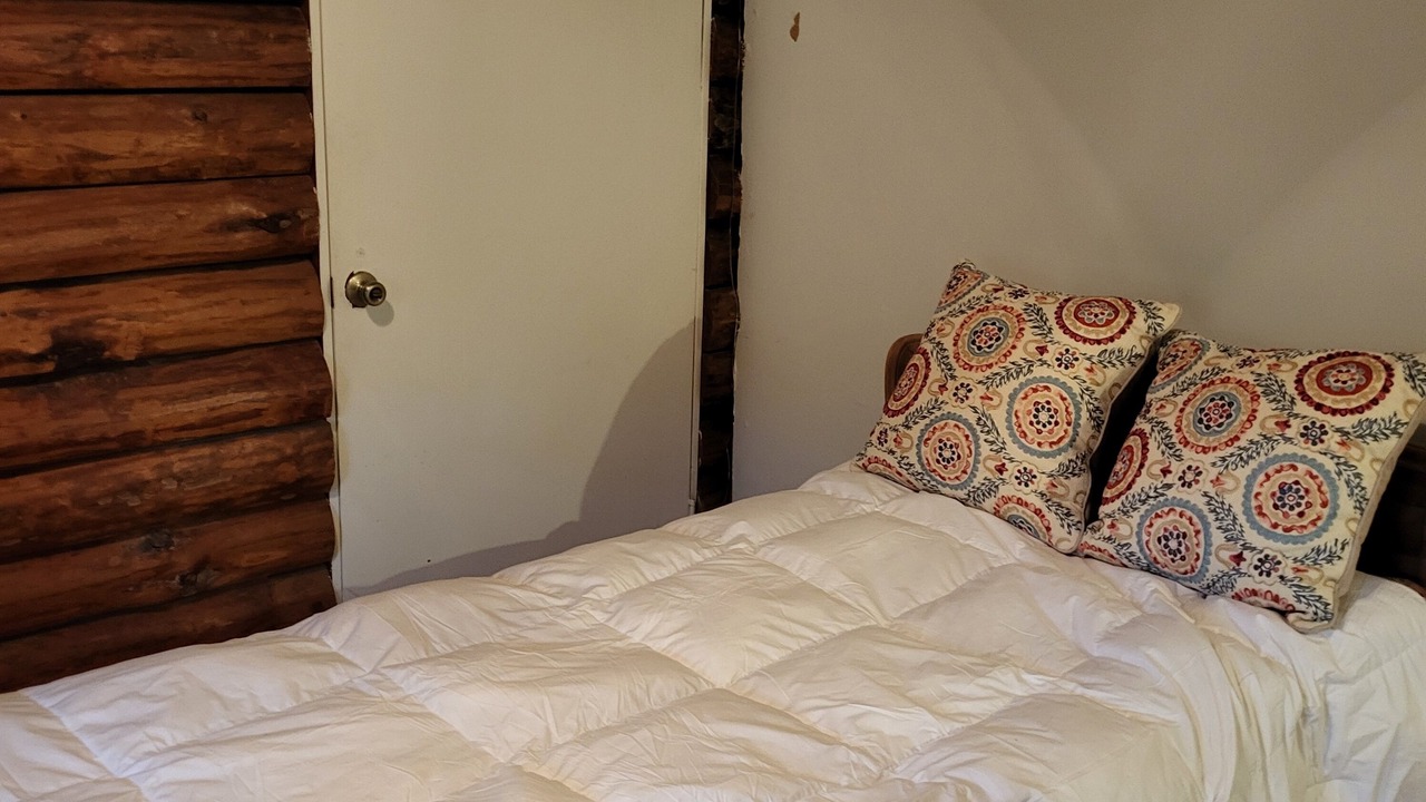 Photo of Bedroom in Lakeview