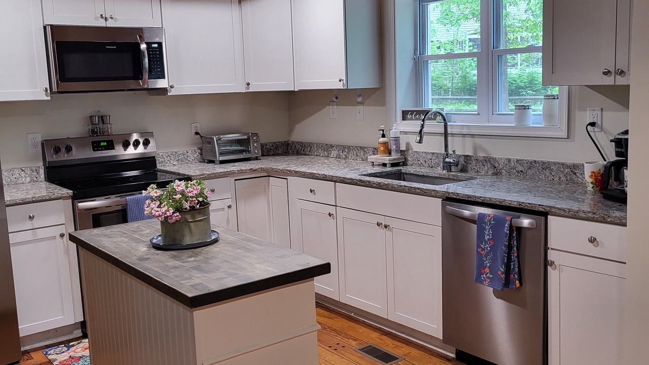 Photo of Kitchen in Lakeview