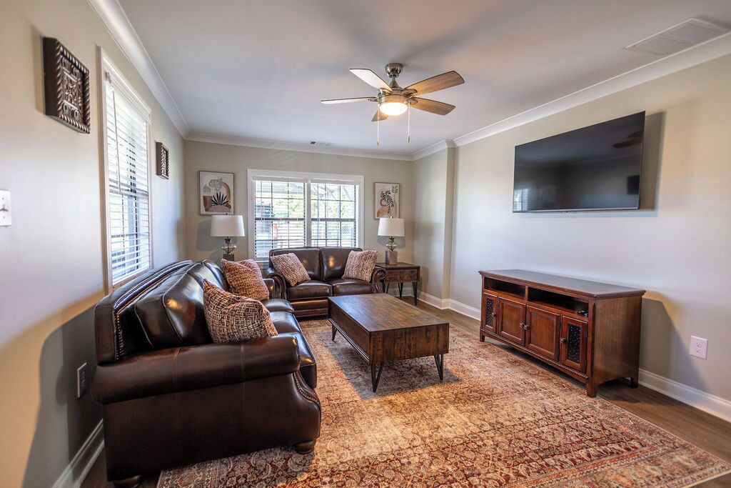Photo of Livingroom in Farrell