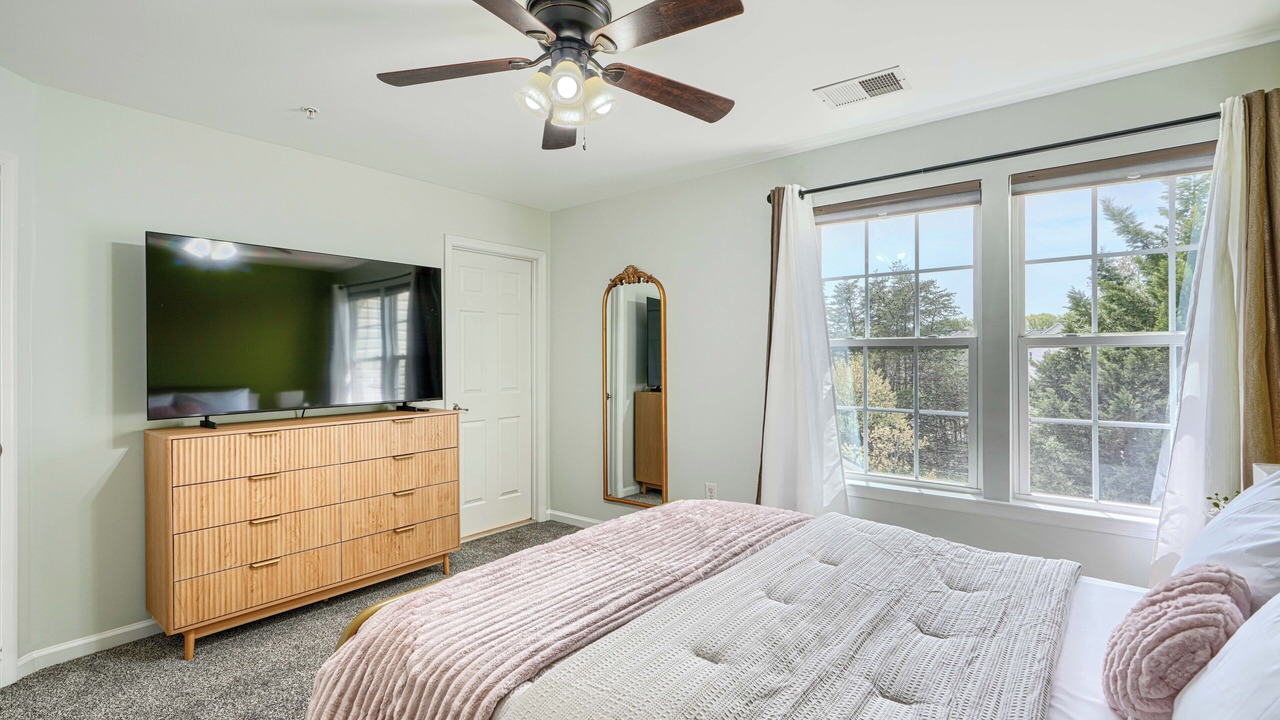 Photo of Bedroom in Glen Burnie