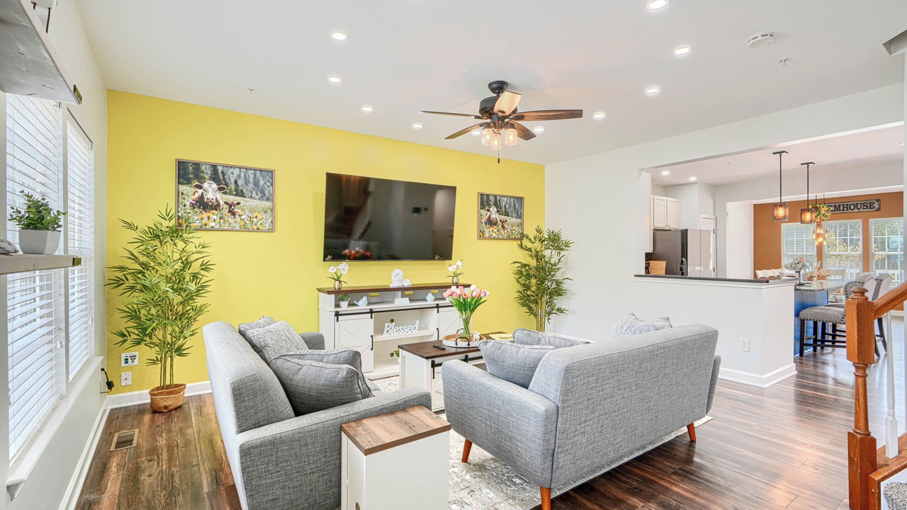Photo of Livingroom in Glen Burnie