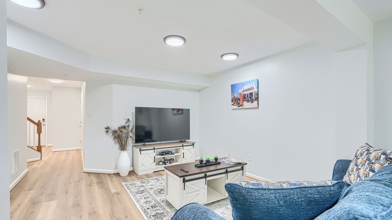 Photo of Livingroom in Glen Burnie