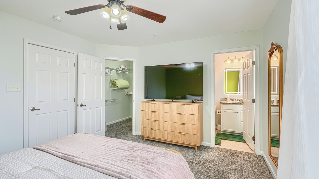 Photo of Bedroom in Glen Burnie