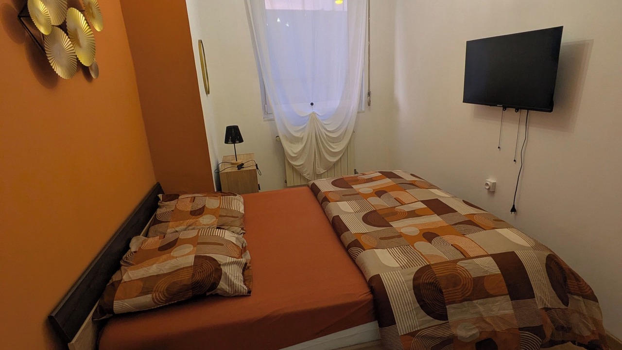 Photo of Bedroom in Coudekerque-Branche