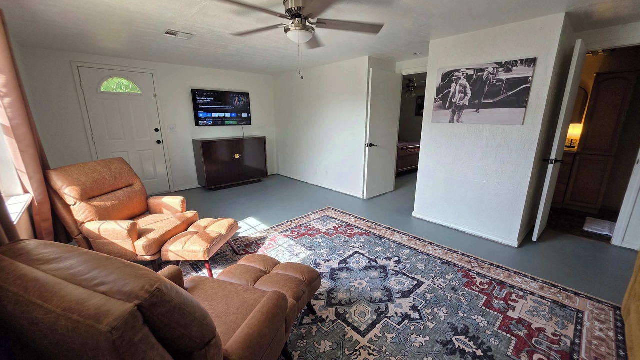 Photo of Livingroom in Medicine Park