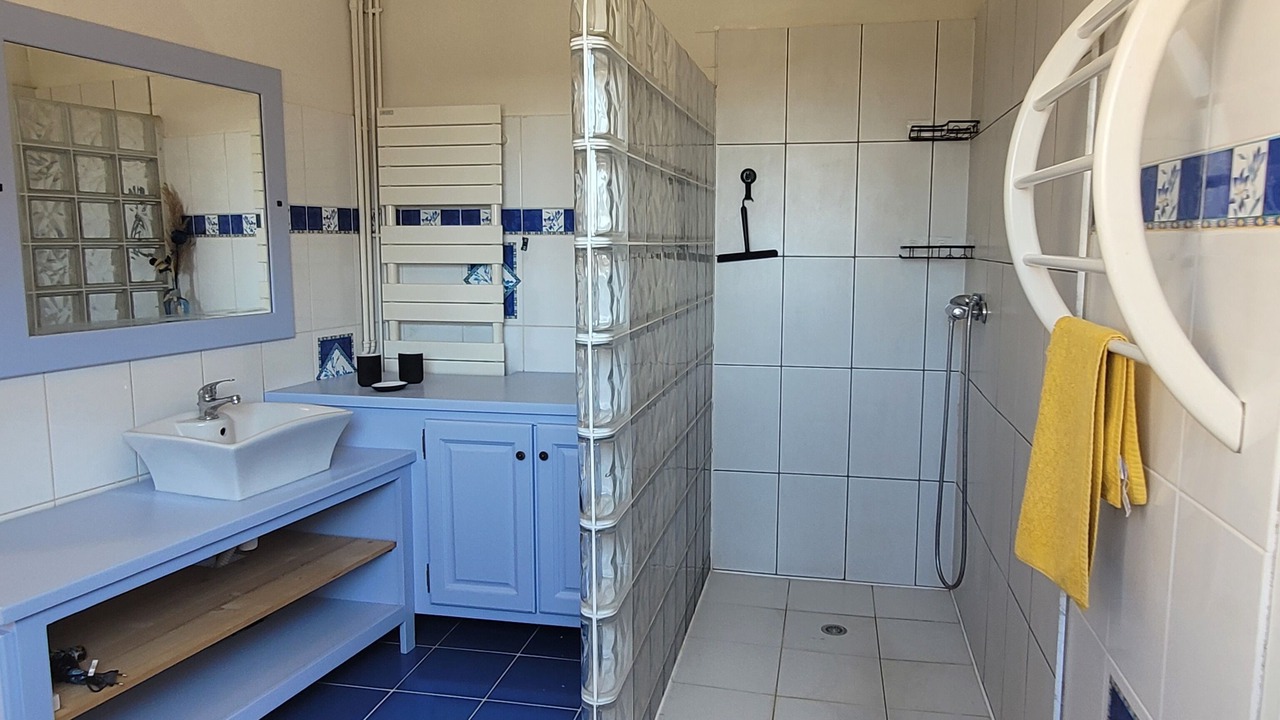 Photo of Bathroom in Corrobert