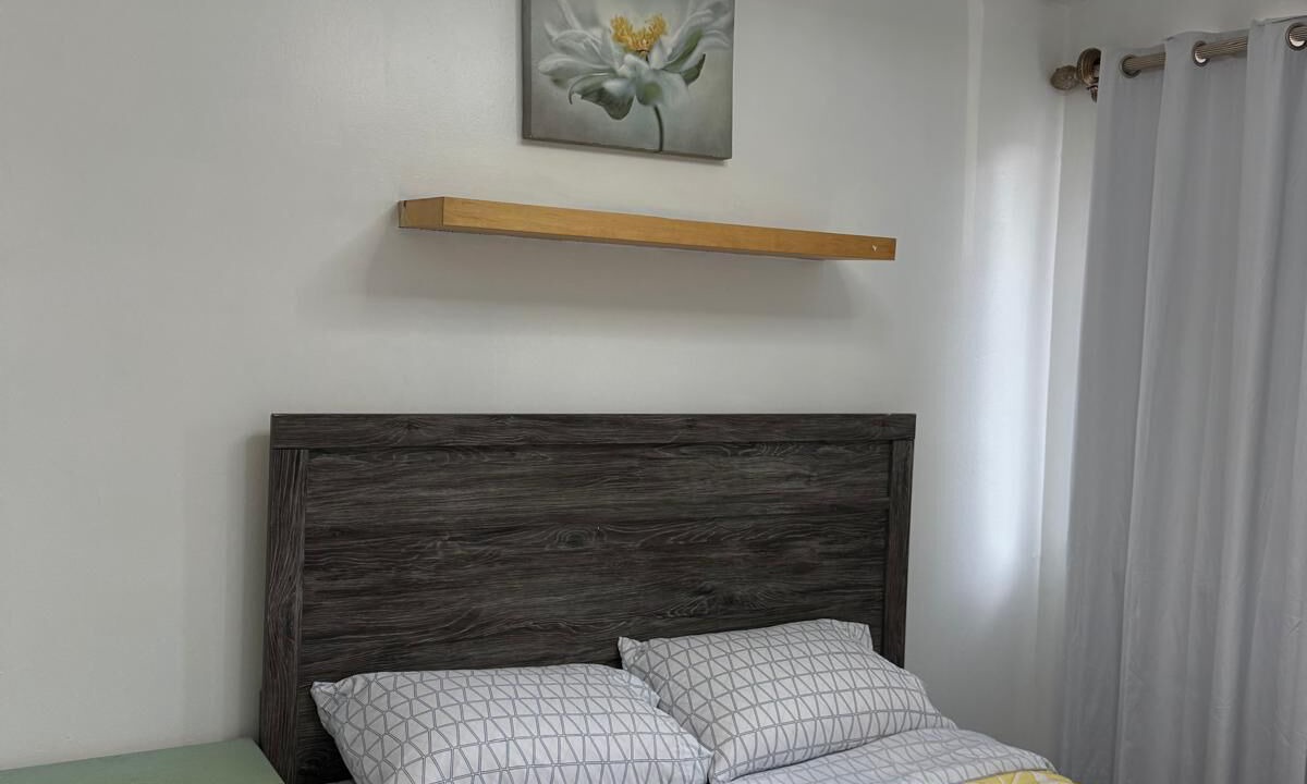 Photo of Bedroom in South Oakland