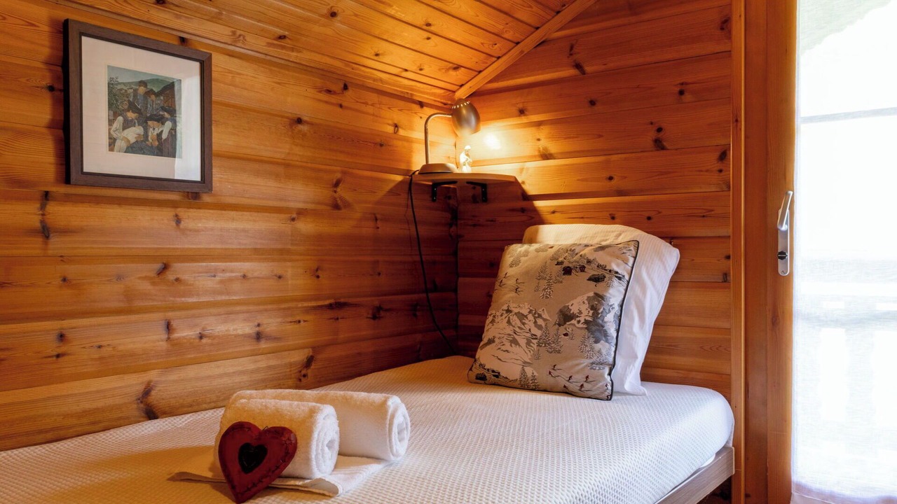 Photo of Bedroom in Les Mayens-de-Sion