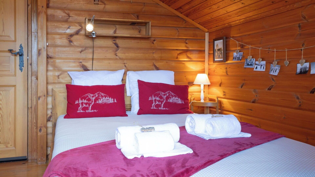 Photo of Bedroom in Les Mayens-de-Sion