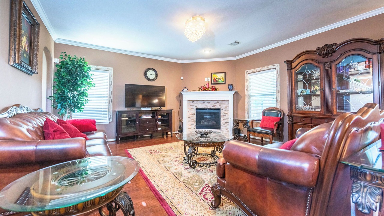 Photo of Livingroom in Katy