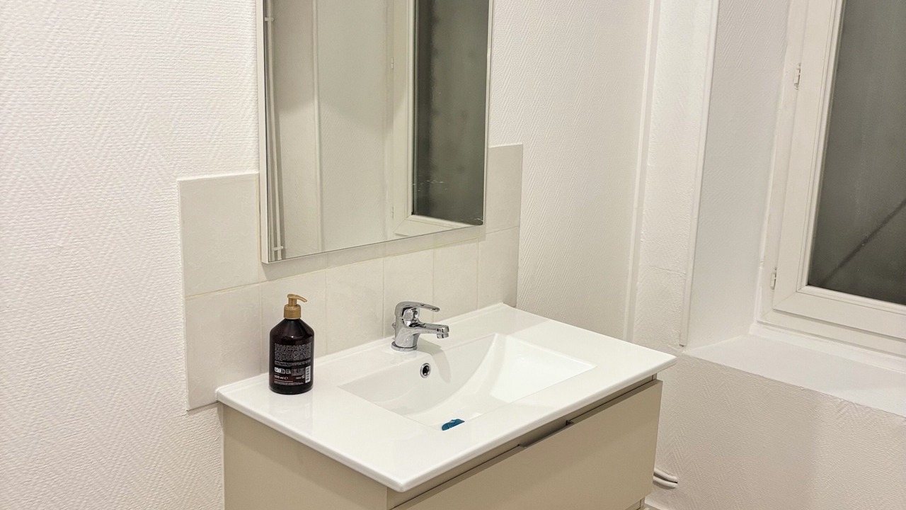 Photo of Bathroom in Malesherbes