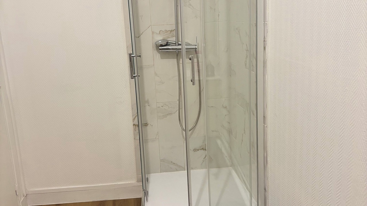 Photo of Bathroom in Malesherbes