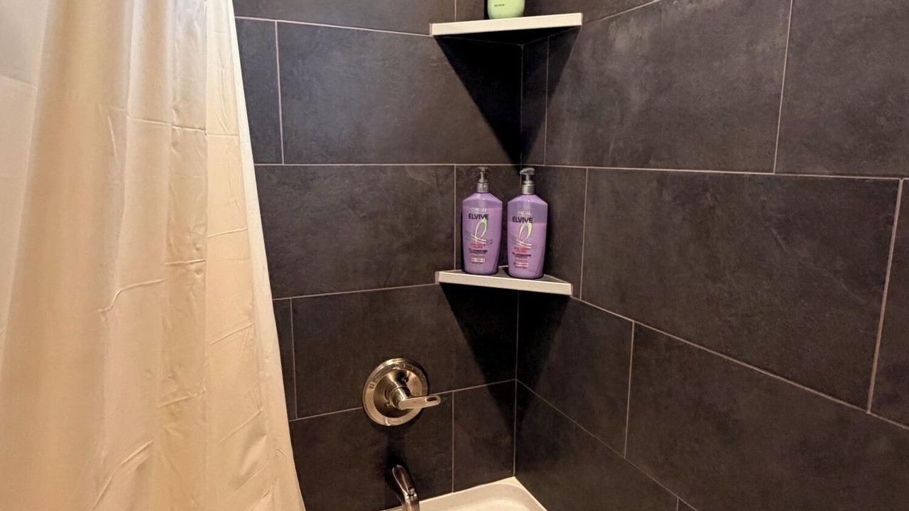 Photo of Bathroom in Delta