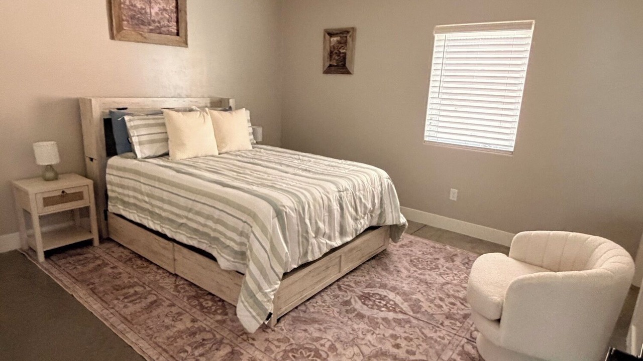 Photo of Bedroom in Delta