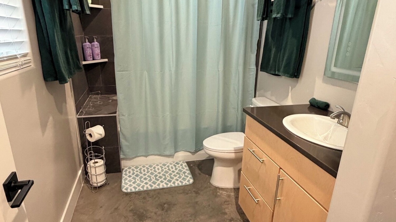 Photo of Bathroom in Delta