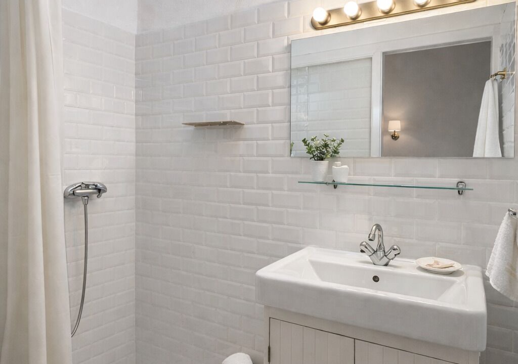 Photo of Bathroom in Saint-Montan
