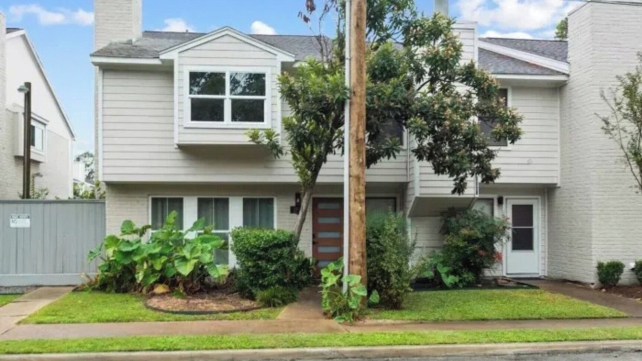Photo of Outdoor in Spring Branch West