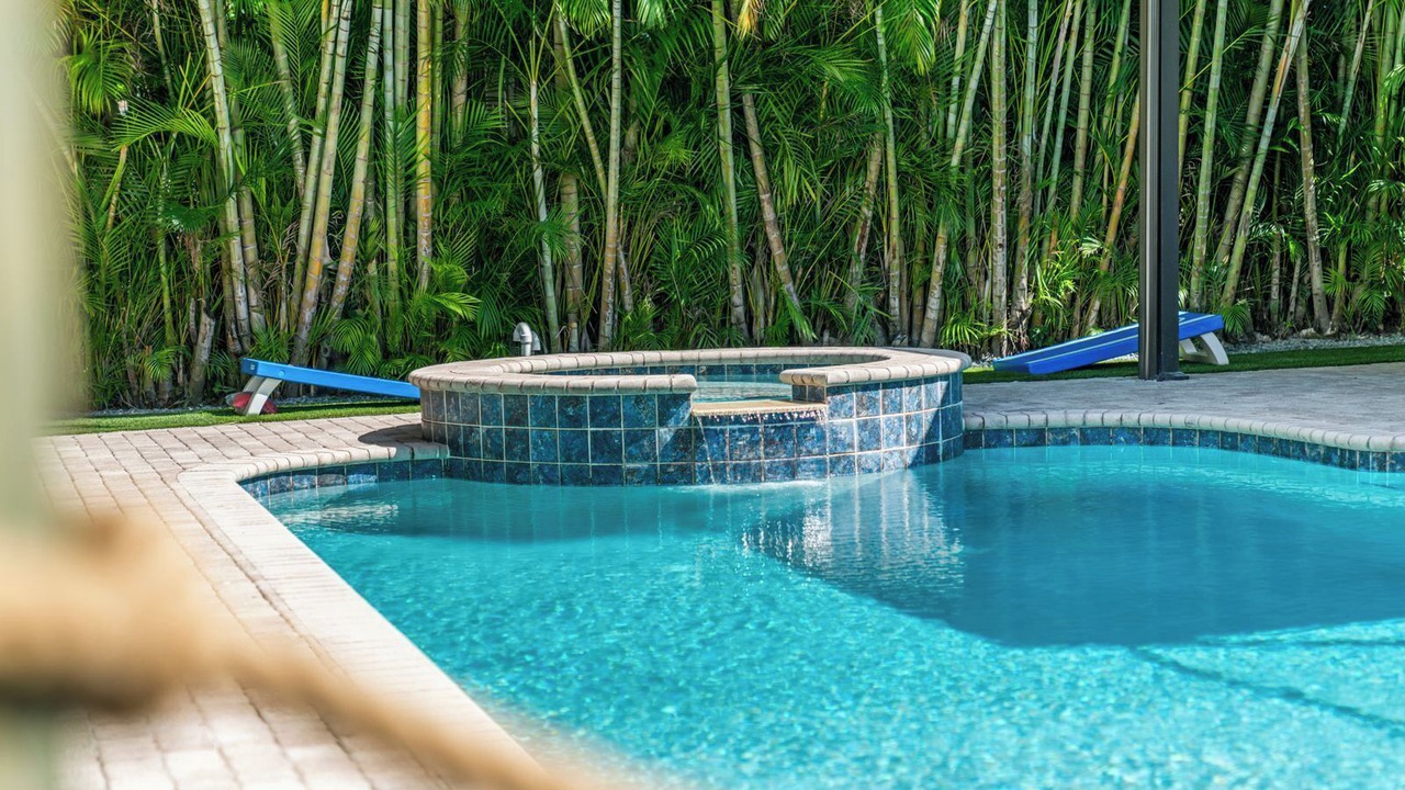 Photo of Outdoor in Hialeah