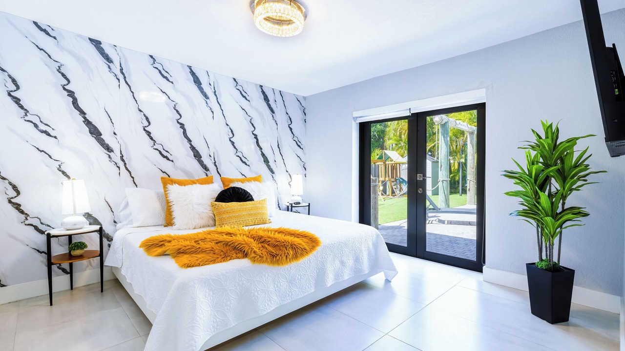 Photo of Bedroom in Hialeah