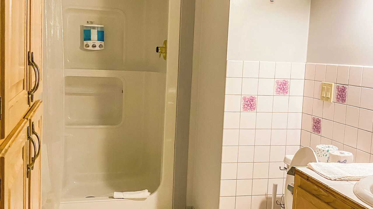 Photo of Bathroom in Normal