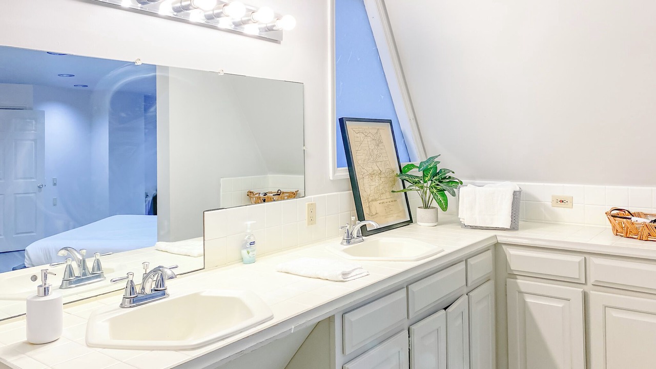 Photo of Bathroom in Normal